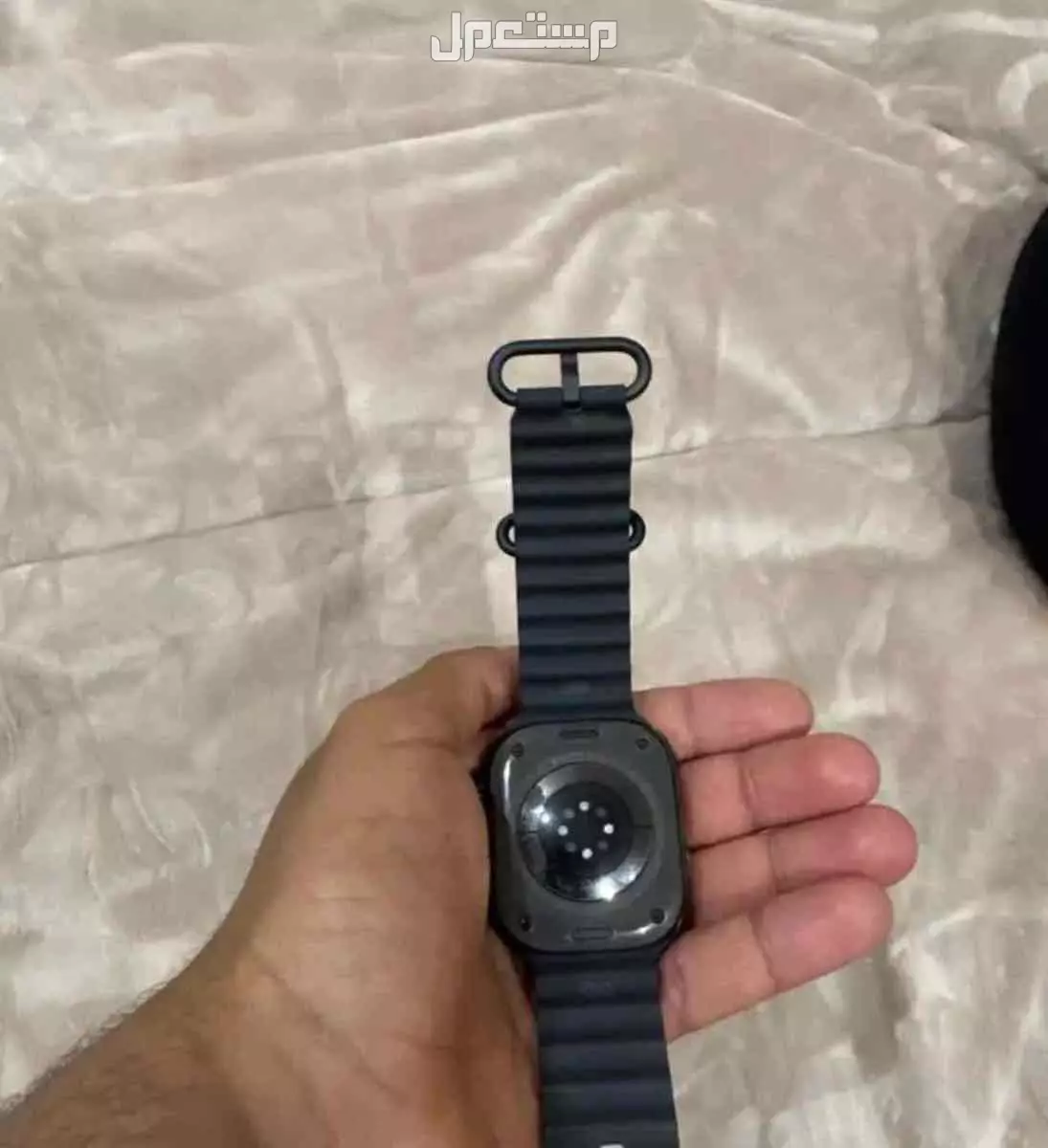 ساعة ابل للبيع الترا 2 سوداء ب3400 بالرياض  اخر اصدار