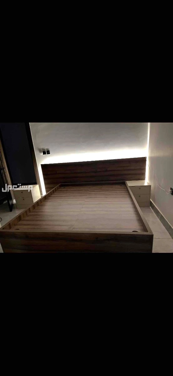 سرير نفرين خشب الماني  في الدمام بسعر 4 آلاف ريال سعودي