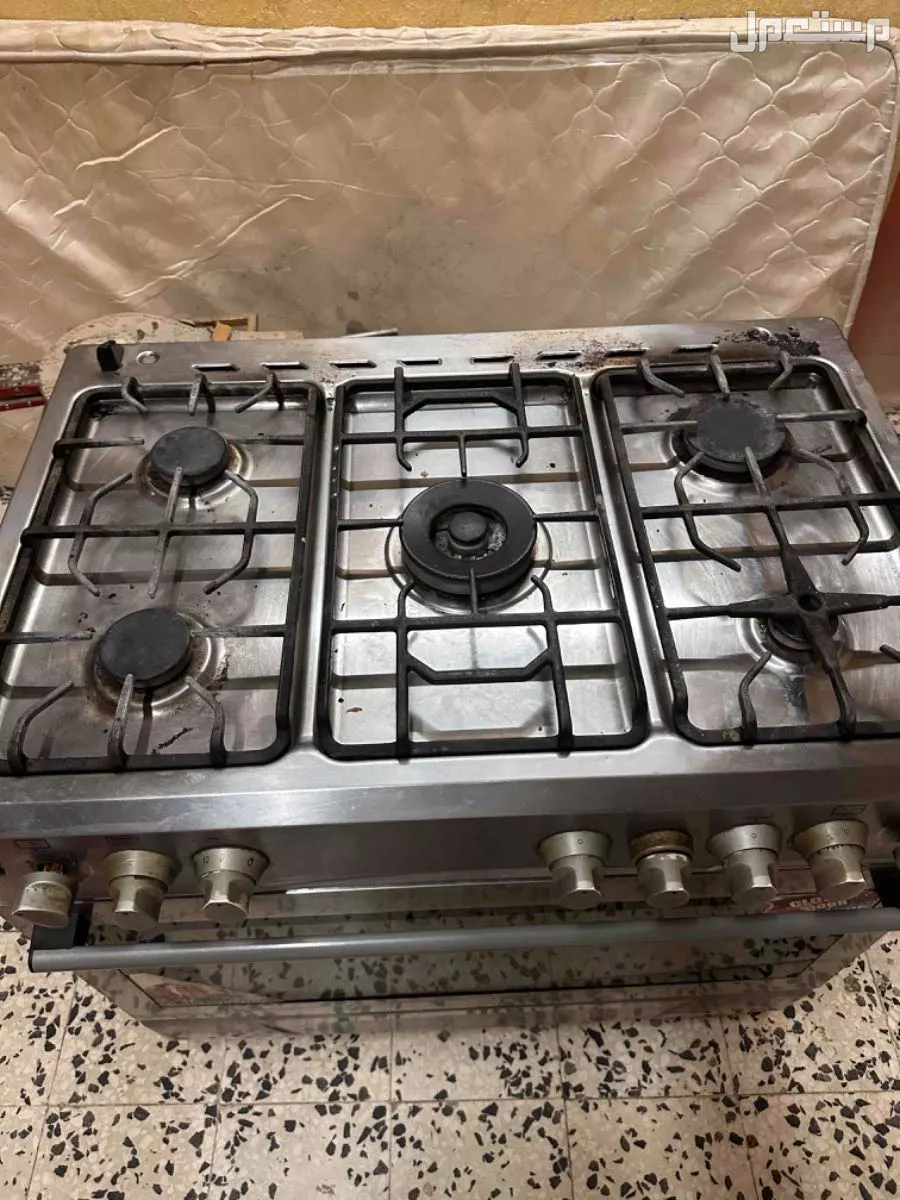 فرن 5 عيون نظيف شرط + شوايه اخو الجديد