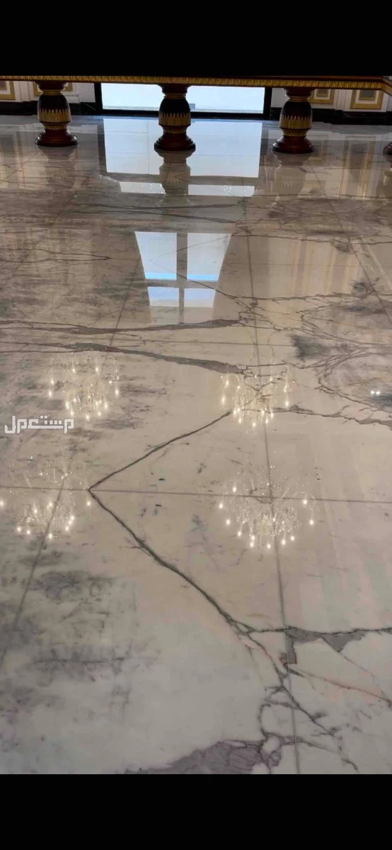 جلي وتلميع كافه انواع رخام وبلاط وسراميك وحجر  بسعر يبدء من 15 ريال لمتر مربع مع كرستال