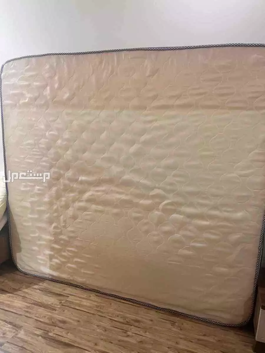 مرتبة سرير استعمال خفيف جدا 200*180 cm ارتفاع 28 cm