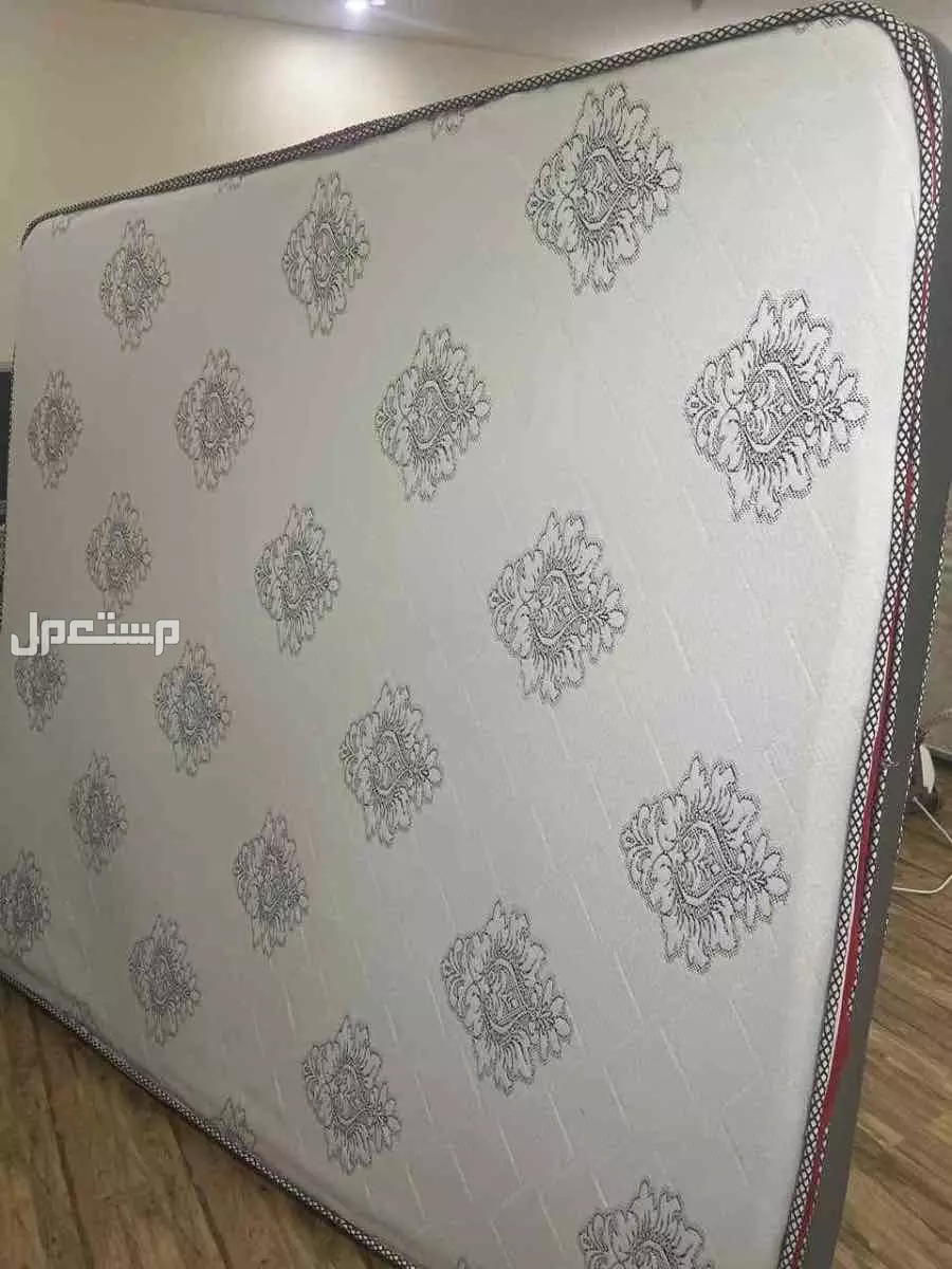 مرتبة سرير استعمال خفيف جدا 200*180 cm ارتفاع 28 cm