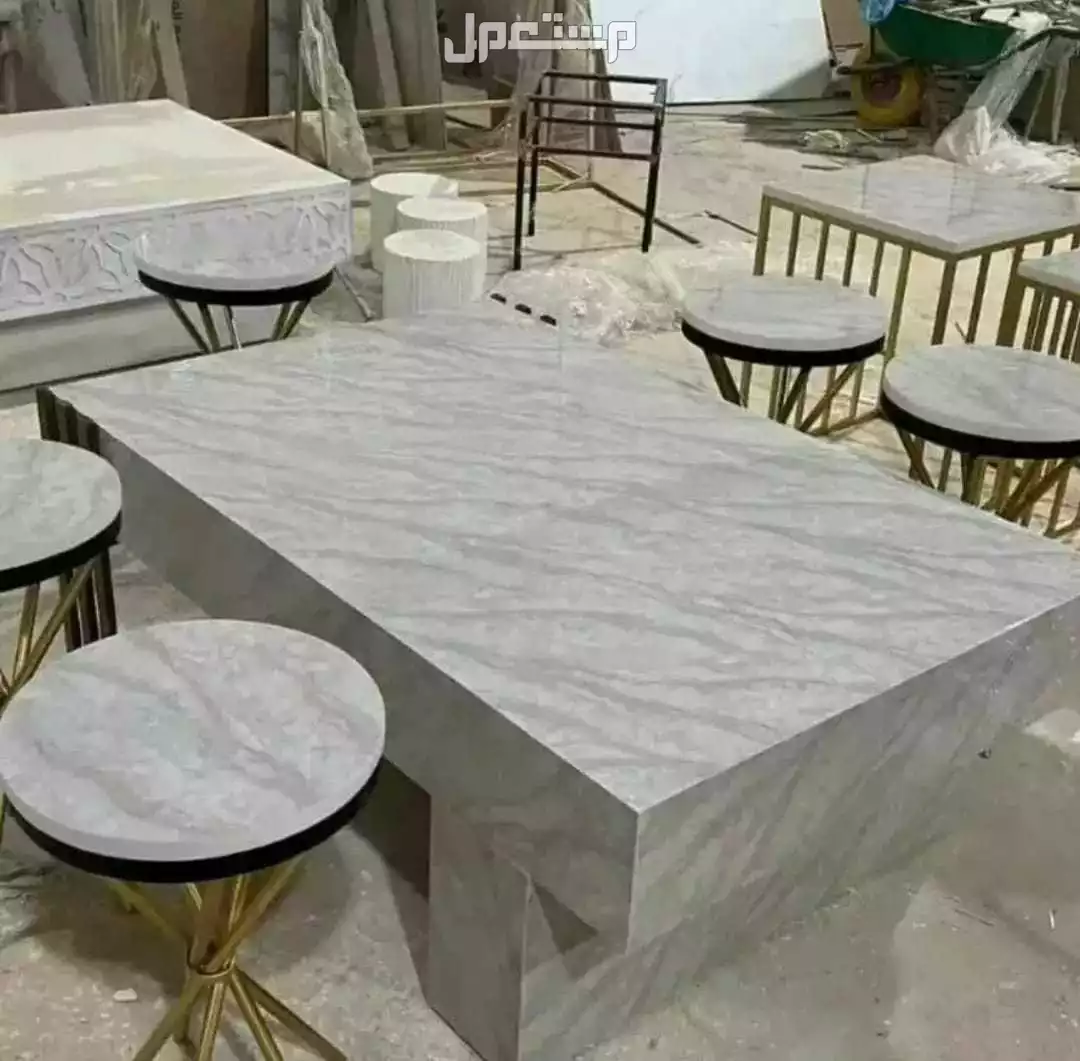 طاولات ضيافه بلازمه يوجد تفصيل