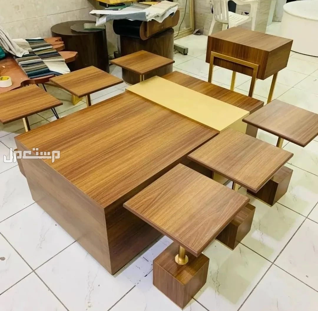طاولات ضيافه بلازمه يوجد تفصيل