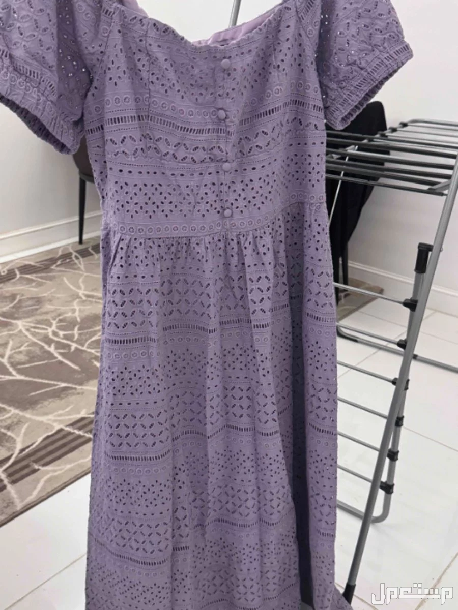 فساتين للبيع بسعر رخيص جديده لبسه وحده فقط