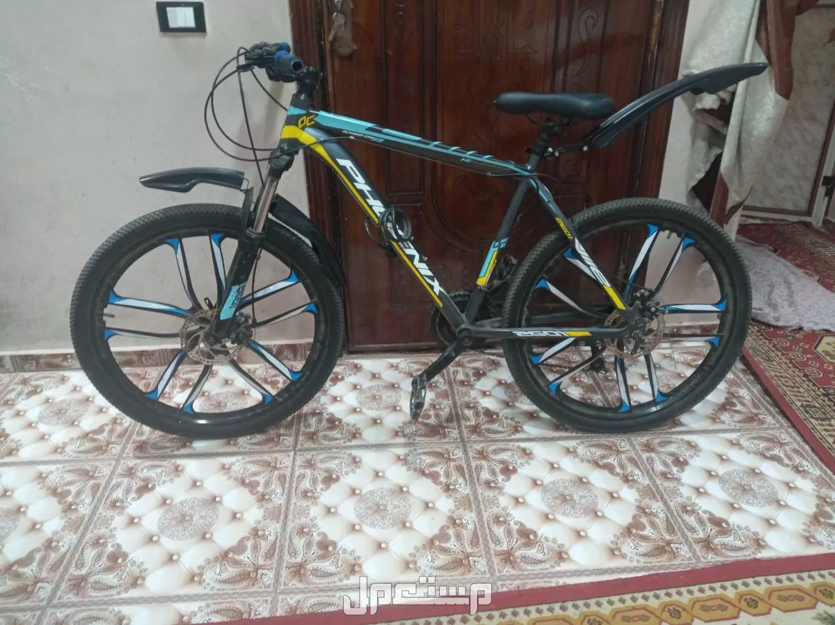 دراجة سرعات استعمال خفيف للبيع ترسات 7 خلفيه  و 3 أماميه  جهاز السرعات الإمام يدوي جهاز نقل السرعات تالف  السعر: 6000  قابل للتفاوض