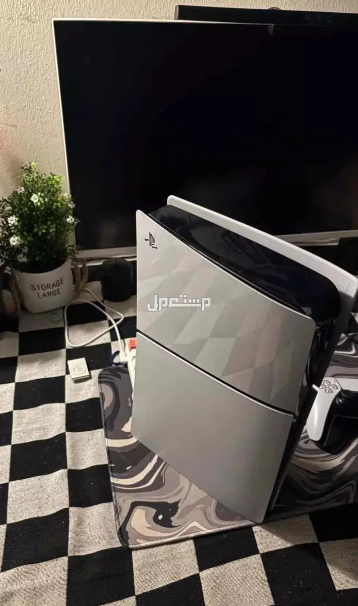 سوني فايف  في جدة بسعر 1650 ريال سعودي
