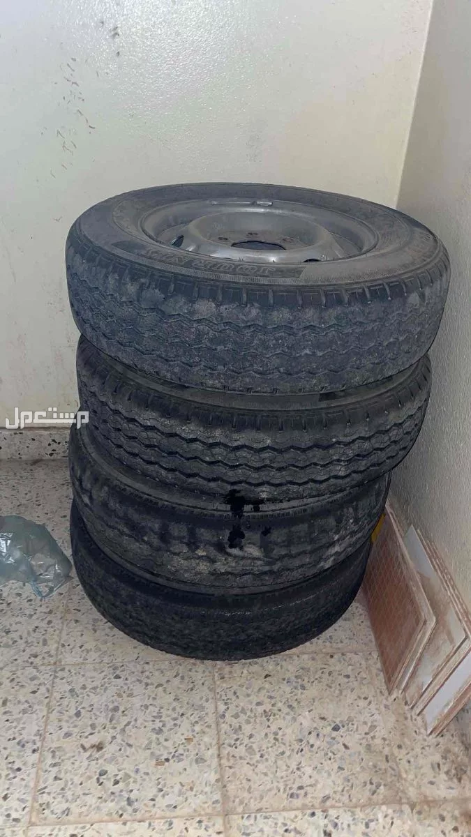 جنوط ددسن وكاله مقاس 16: 15ماني متاكد كم المقاس
