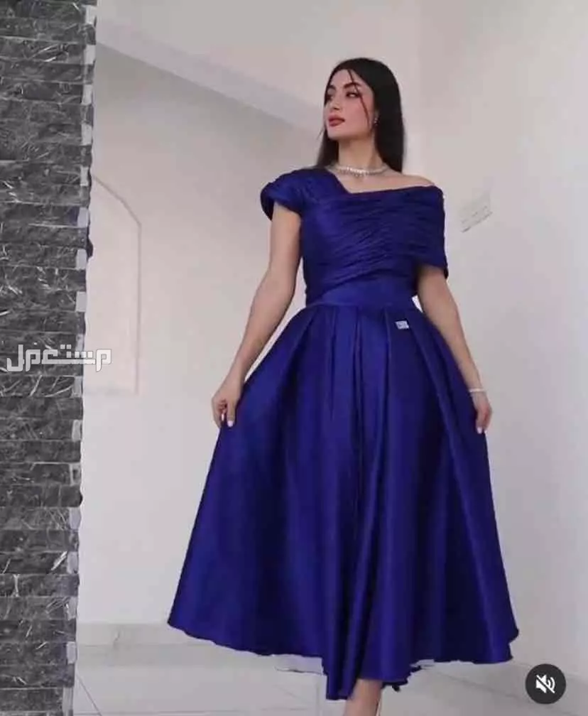 فستان سهره ازرق شبه جديد ب150ريال