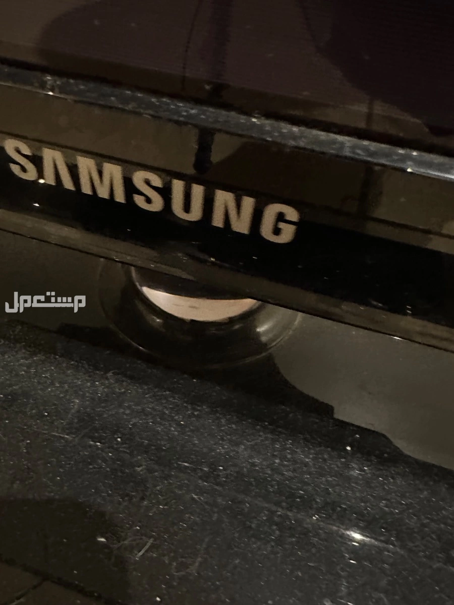 للبيع تلفزيونات 43 بوصه سامسونق نظيفه جدا