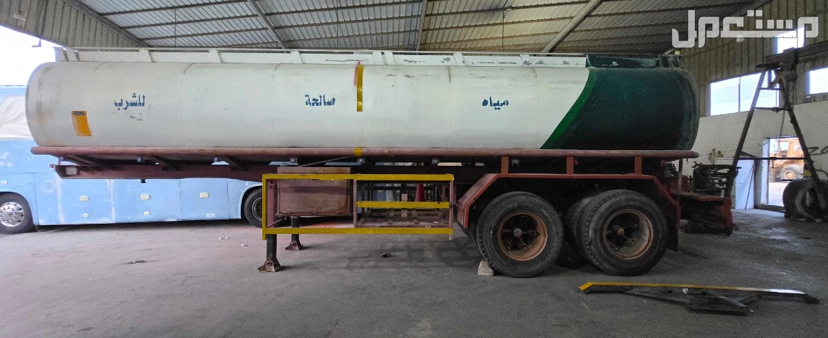 للبيع وايت مياه مستعمل 32 طن ينبع الصناعية الجديدة بسع في ينبع البحر بسعر 45 ألف ريال سعودي تفاوض بسيط جدا جدا للجادين فقط