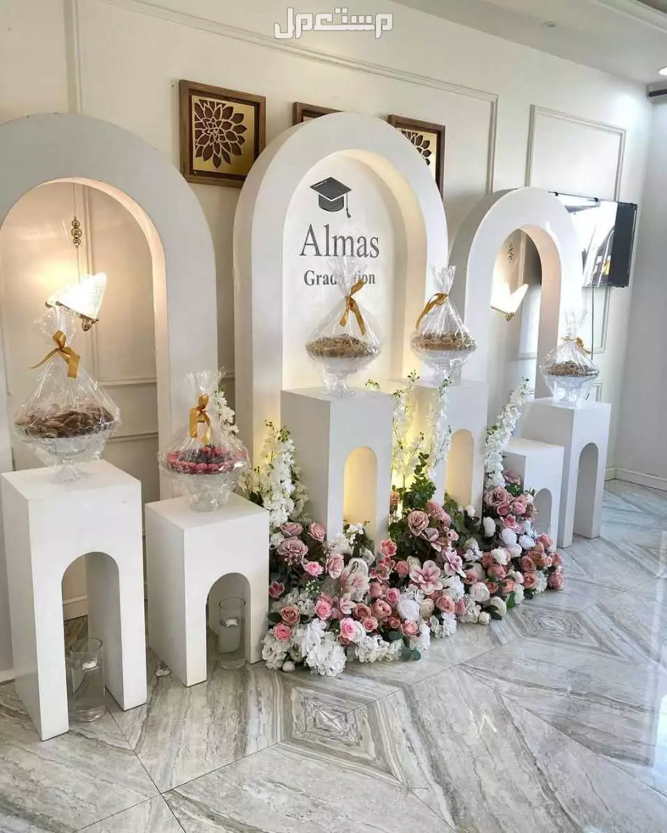 تأجير بكجات مداخل كوشه تخرج افراح ميلاد زفاف مداخل استقبال كنب طاولات طعام خيم شعبيه صوتيات صبابين قهوجين جلسات شعبيه 0502032649 واتساب الرياض