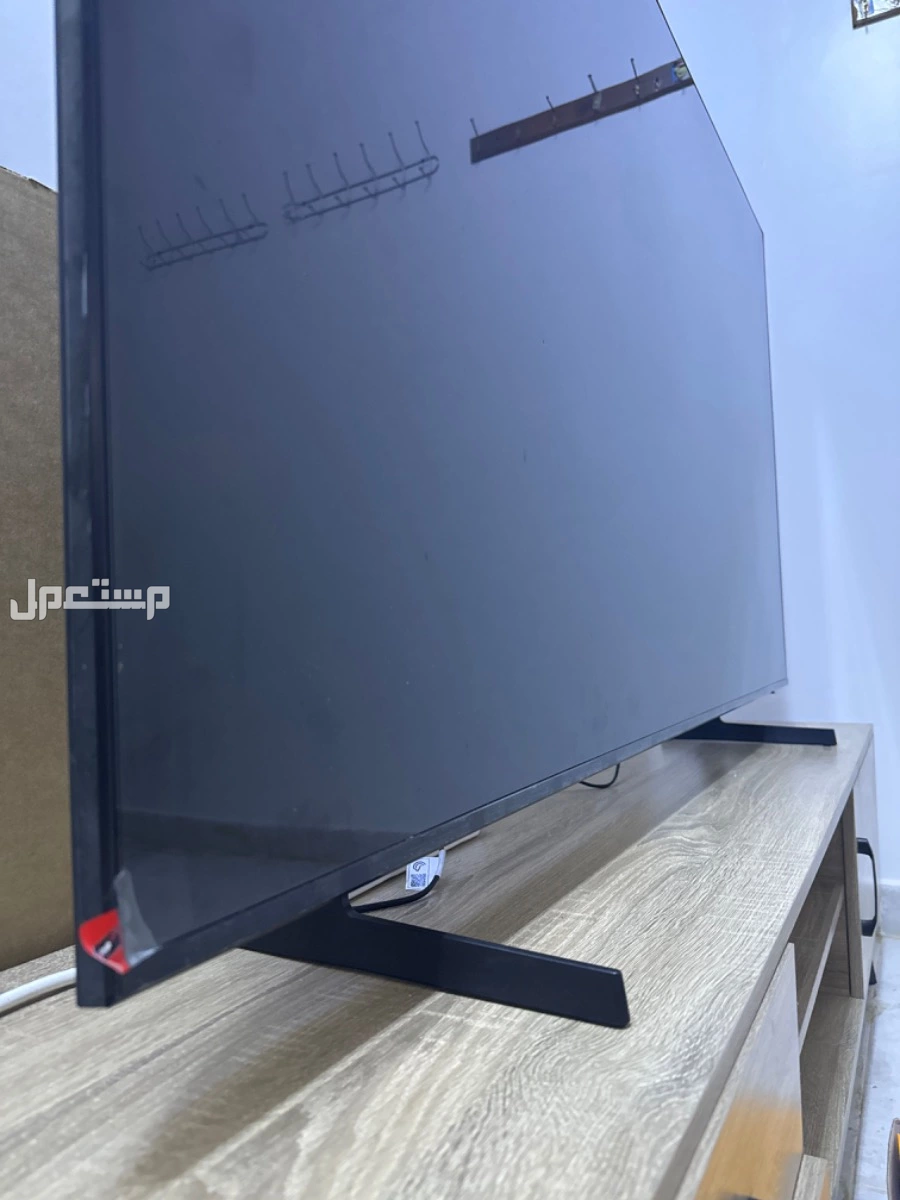 البيع شاشة سامسونج 65 بوصة UHD السعر 1800