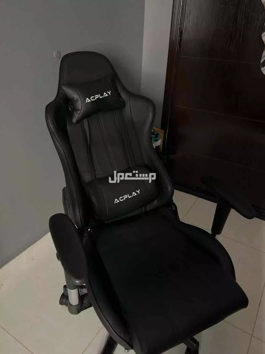 كرسي قيمنق ( مستعجل )  في جدة بسعر 300 ريال سعودي