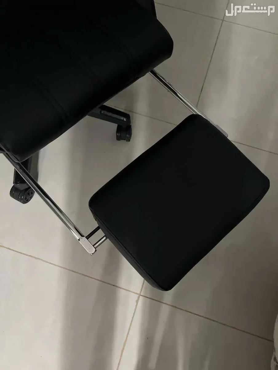 كرسي قيمنق ( مستعجل )  في جدة بسعر 300 ريال سعودي