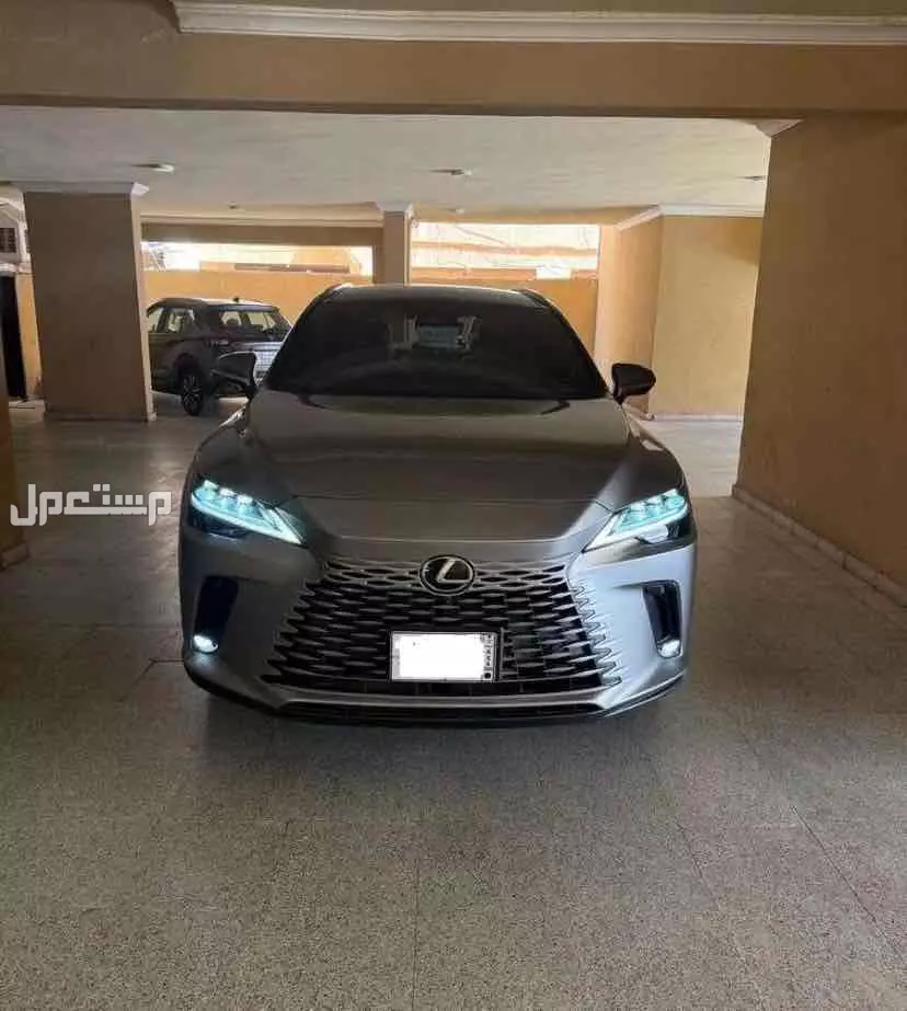 لكزس RX 2024 في الرياض بسعر 290 ريال سعودي