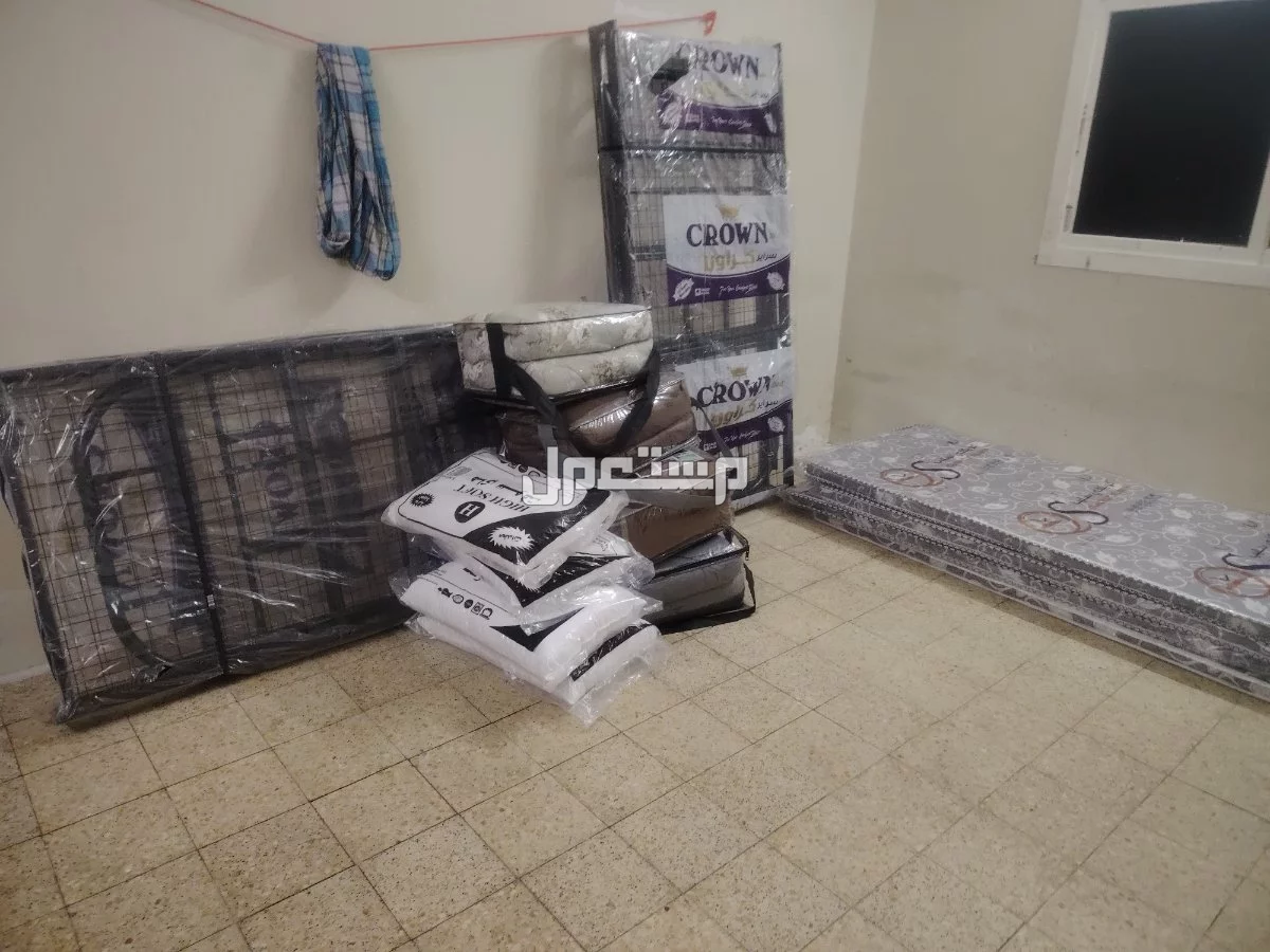 سرير حديد مرتبه مخده لحاف دولاب  تجهيز سكن عمال