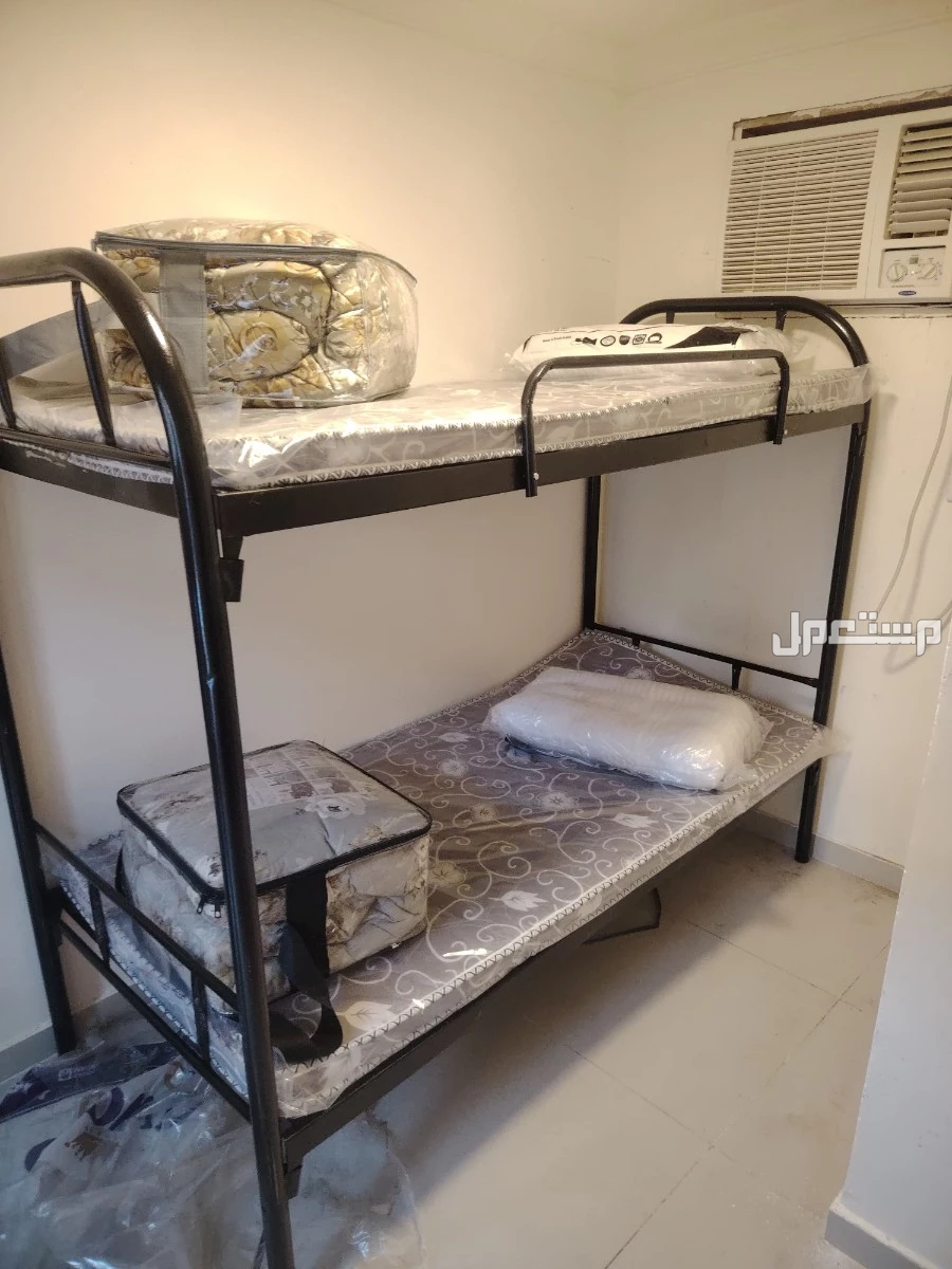 سرير حديد مرتبه مخده لحاف دولاب  تجهيز سكن عمال