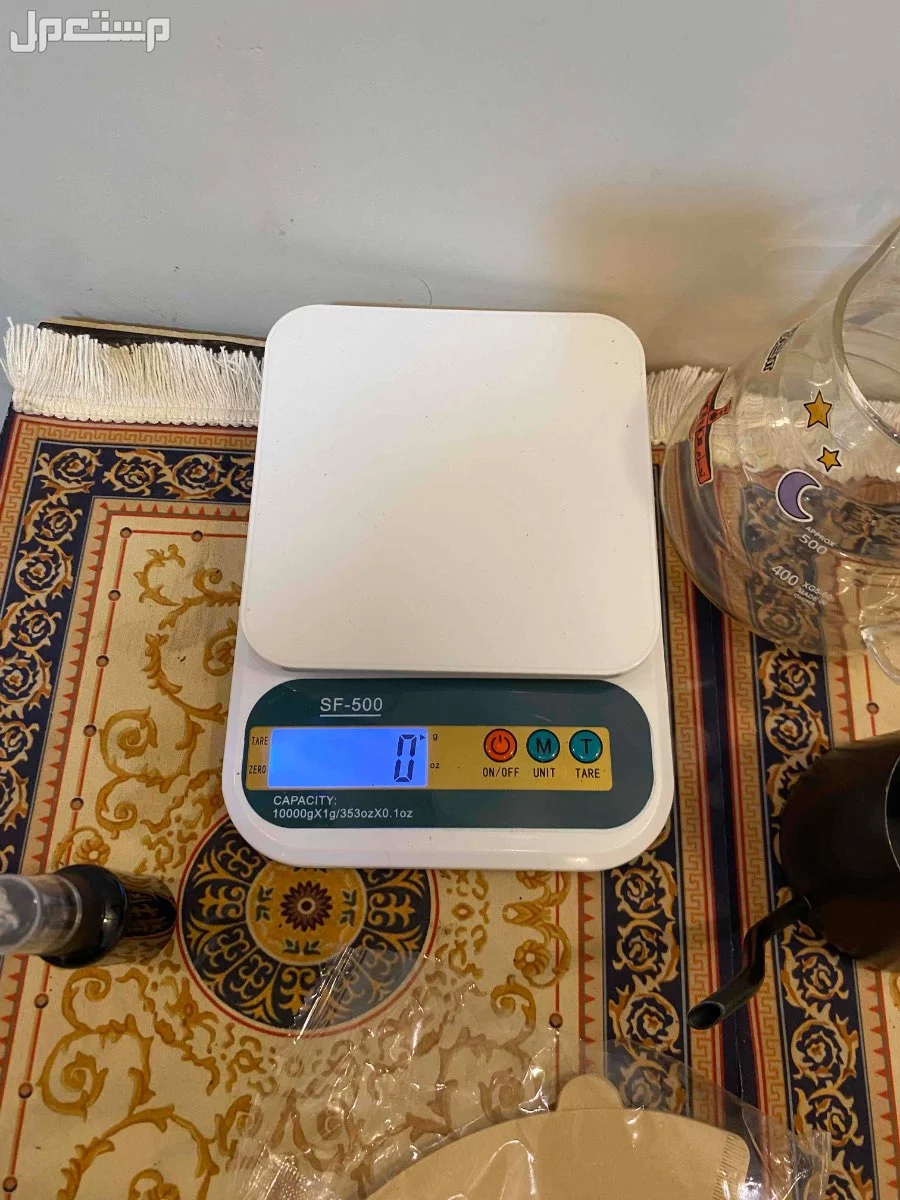 أدوات V60 للبيع الميزان شغال مافي شي مكسور بدون مطحنه