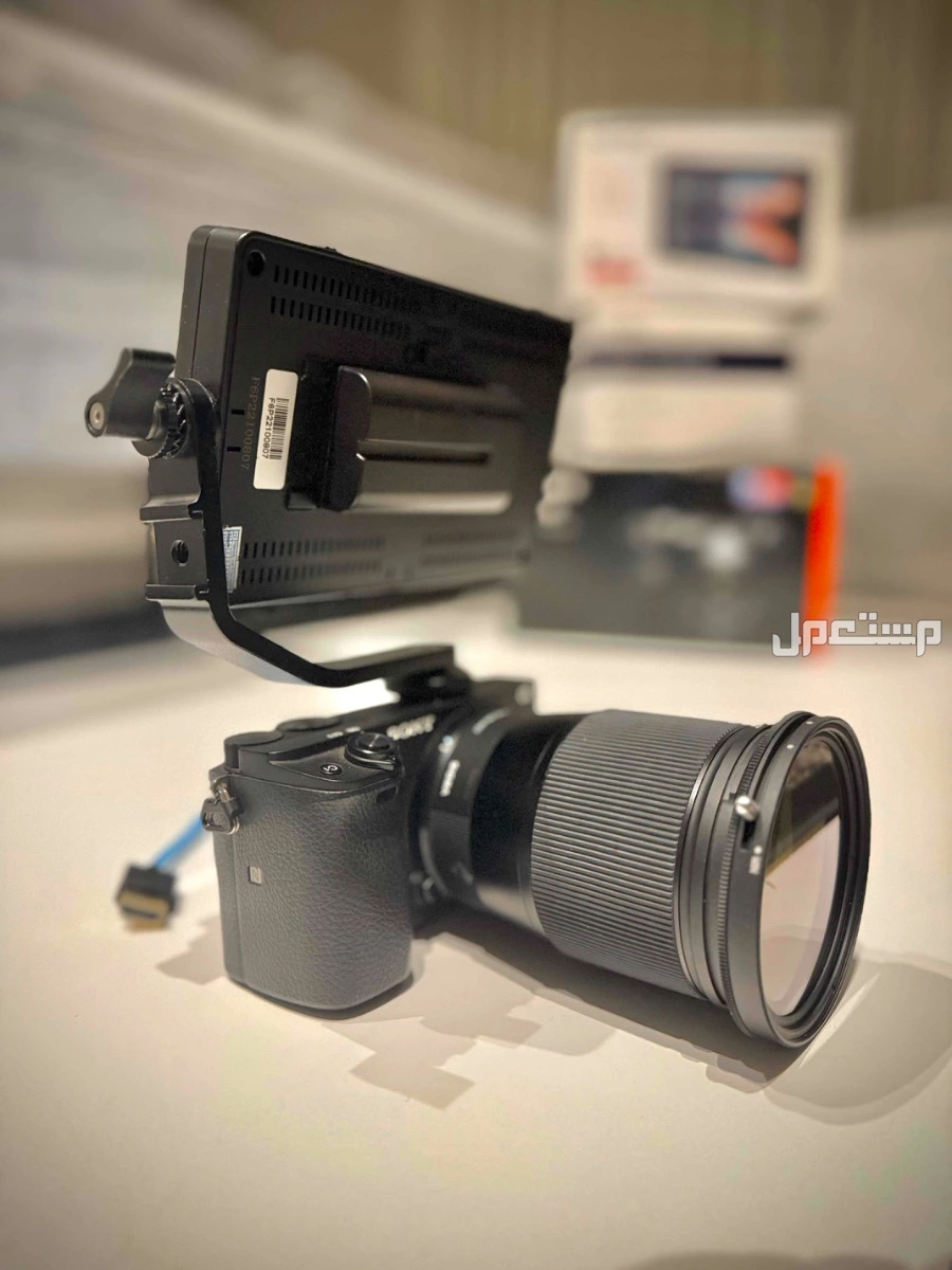 كاميرا سوني a6400 مع عدسة سيقما 16mm