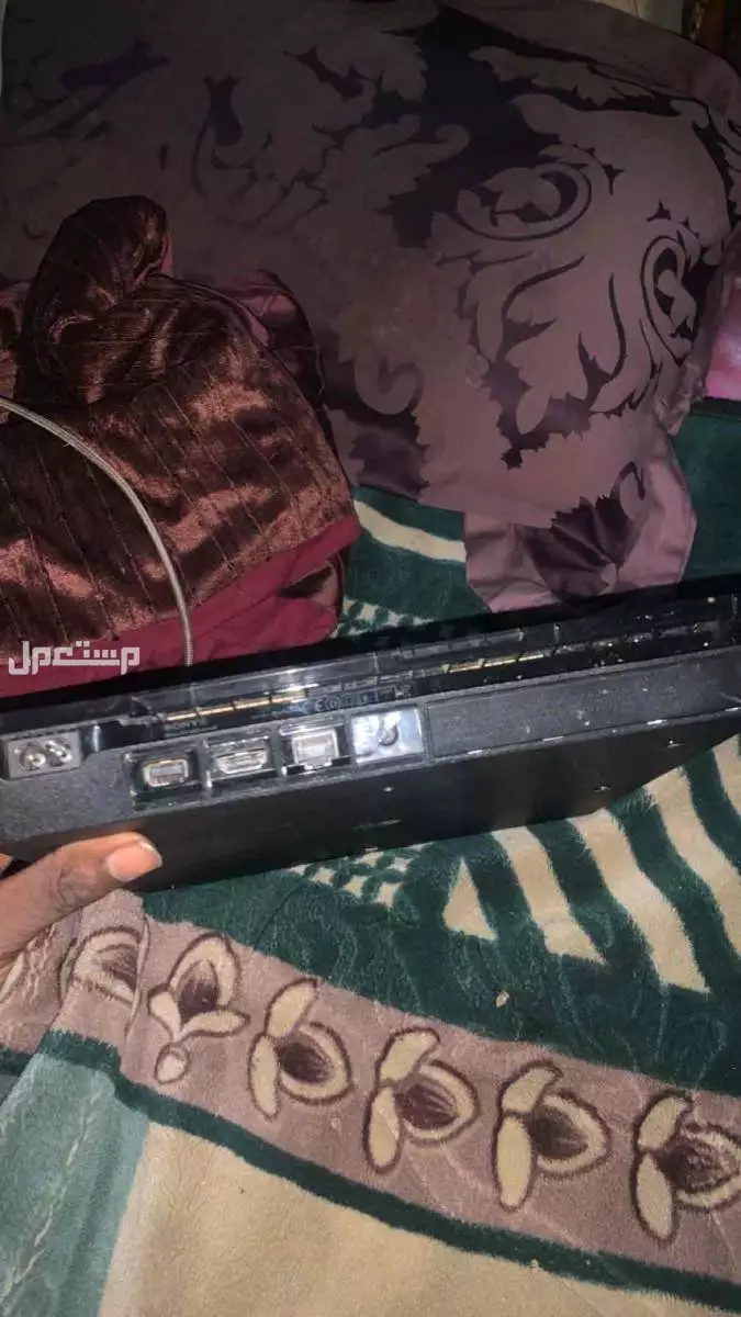سوني 4 في جدة بسعر 300 ريال سعودي