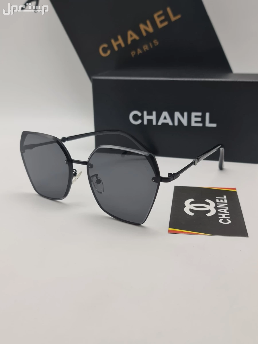 : نظارات شمسية من ماركه برادا  مع جميع الملحقات السعر 100ريال  نظارات شمسية  من ماركه فرزاتشي  مع جميع الملحقات السعر 100 ريال