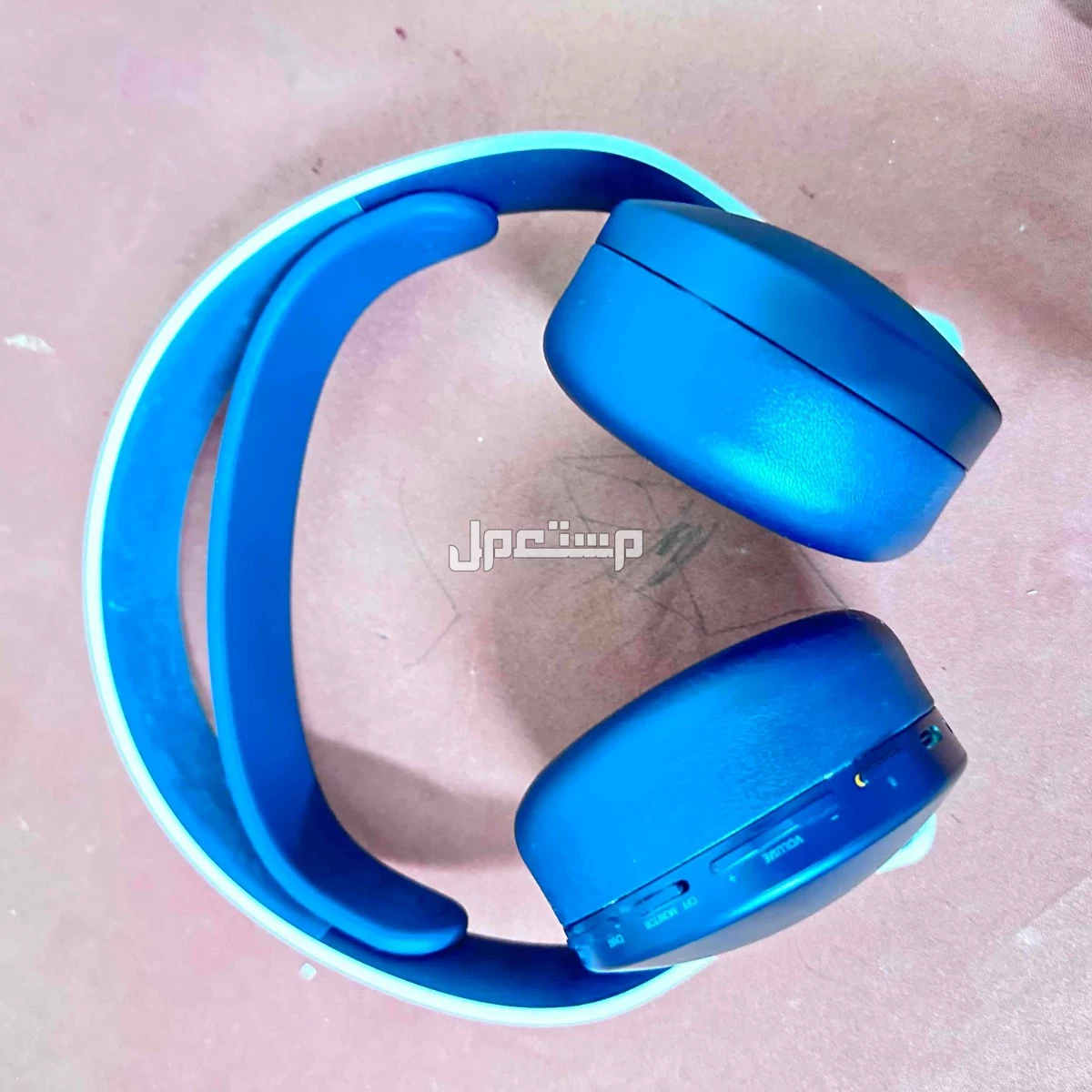 سوني 5 اخوي الجديد استخدام قليل مع شاشه 156hz و استجابه 0.5 ب الثانيه