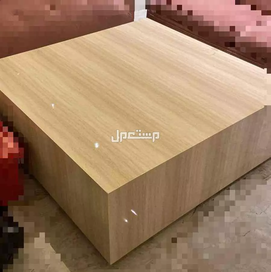 طاولة مكعبه بديل رخام بيج – فخمة ونظيفة وجديده تقريبا