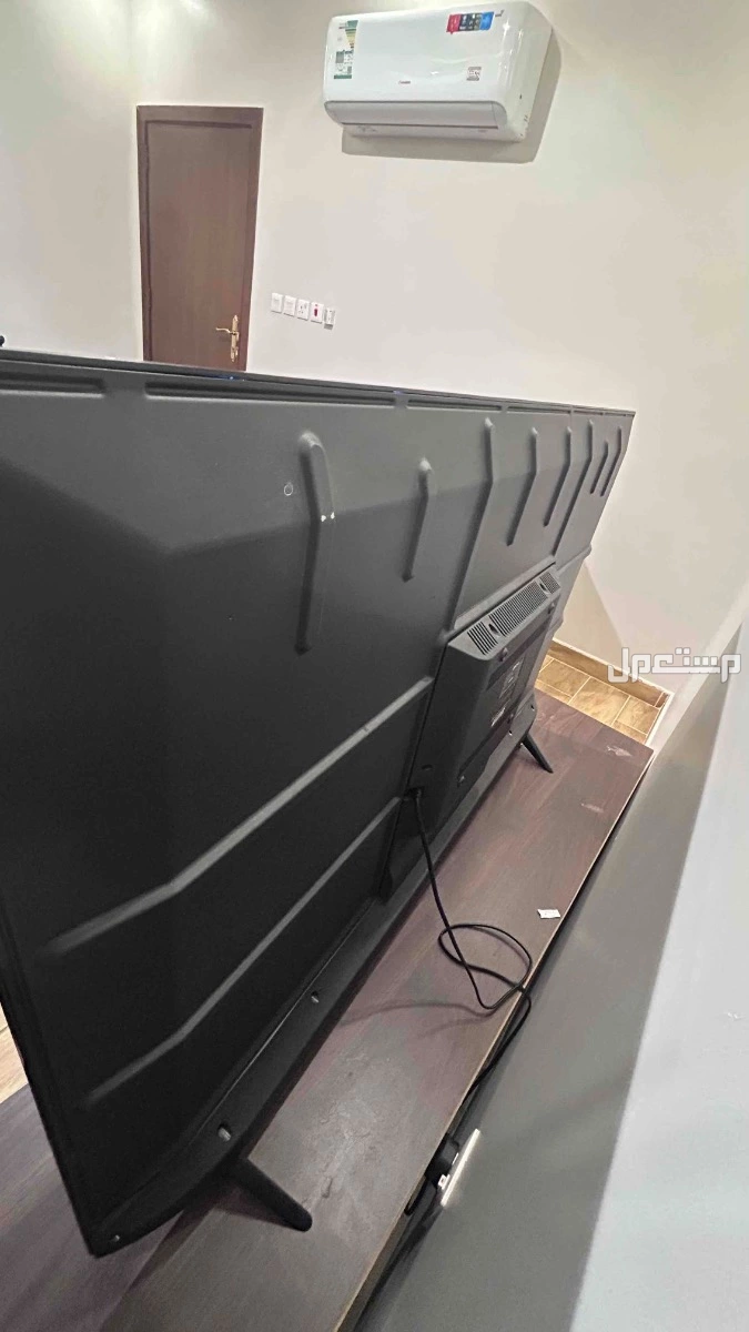 شاشة بنظام lg  في ينبع البحر بسعر 1200 ريال سعودي