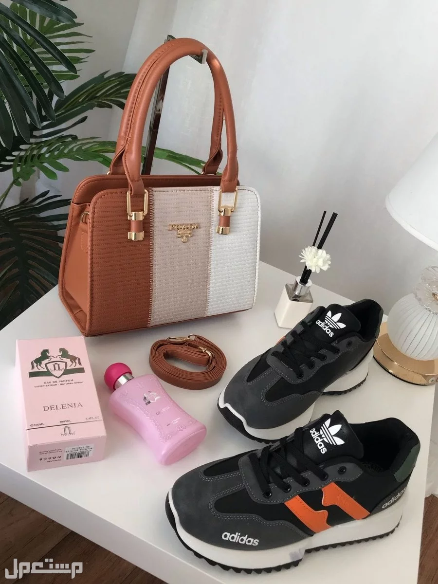 طقم شنطة وشوز ماركات مع عطر ماركات