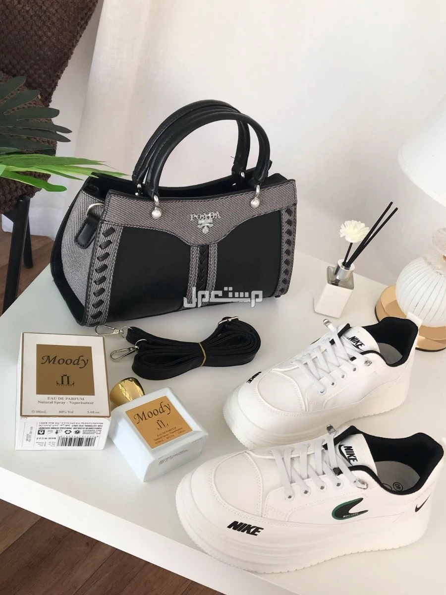 طقم شنطة وشوز ماركات مع عطر ماركات