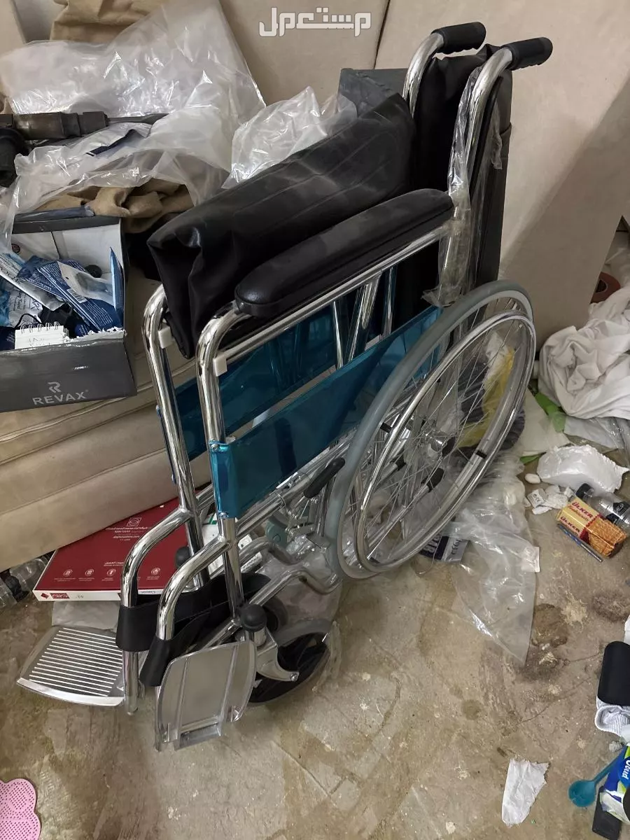 الدخل نادي النصر مجاناً للمحتاج كرسي جديد للمحتاج