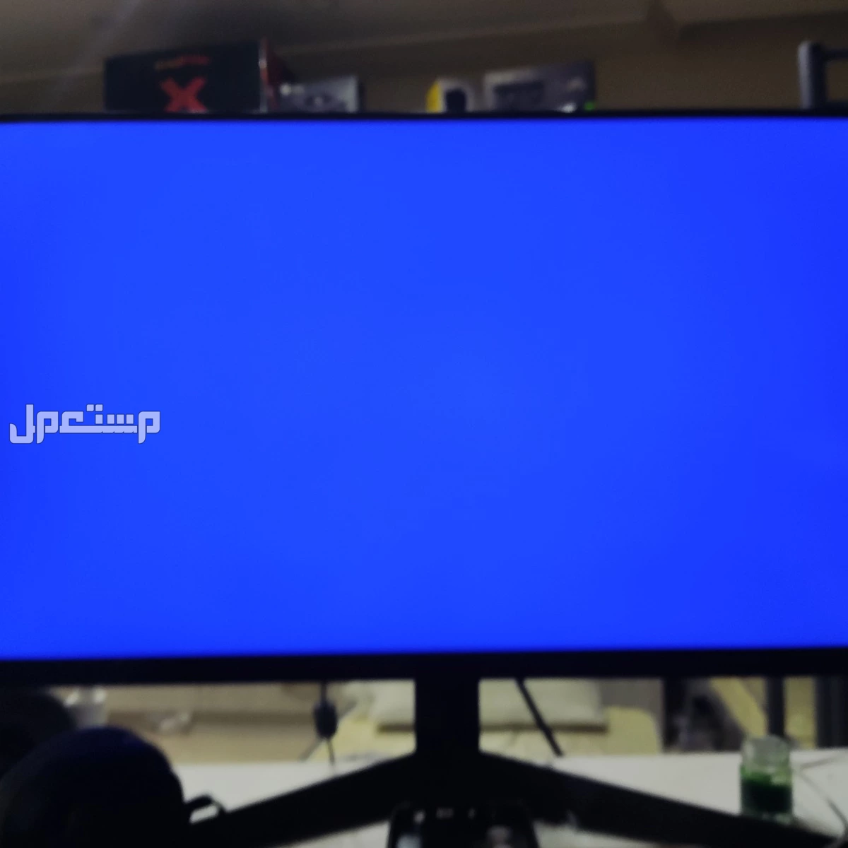 شاشة قيمنق للبيع بسعر 600 ريال سعودي