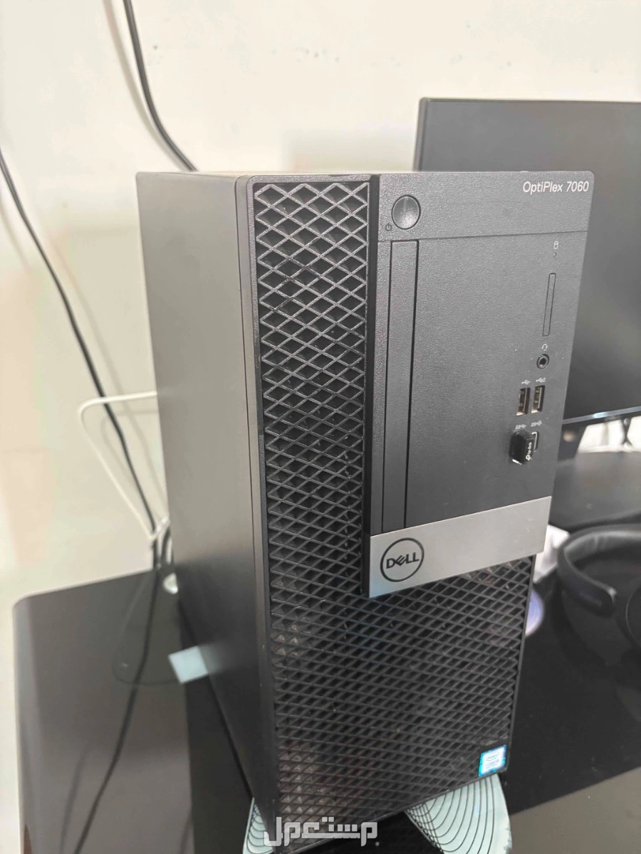 للبيع كمبيوتر dell استخدام سنه ونص فقط