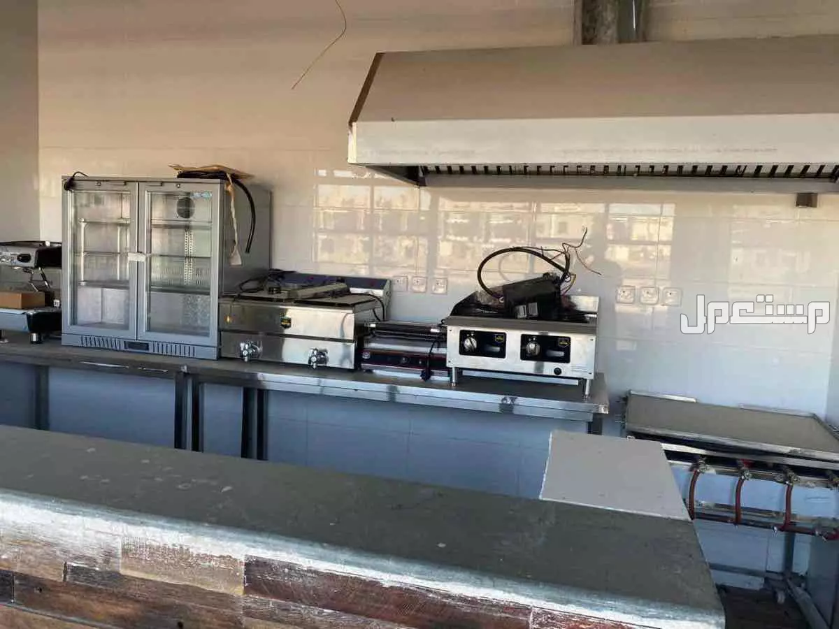 معدات مطعم  في جدة بسعر 18 ألف ريال سعودي