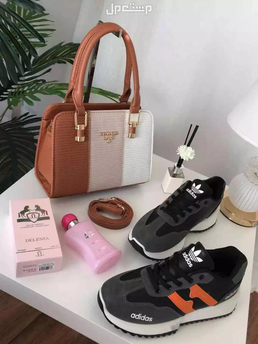 عرض شنطة برادا مع شوز وعطر ماركات درجة اولي