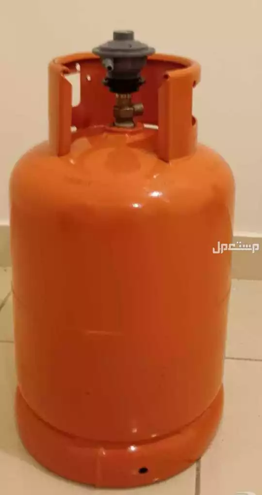 أنبوبة غاز  مليانه   في جدة بسعر 300 ريال سعودي