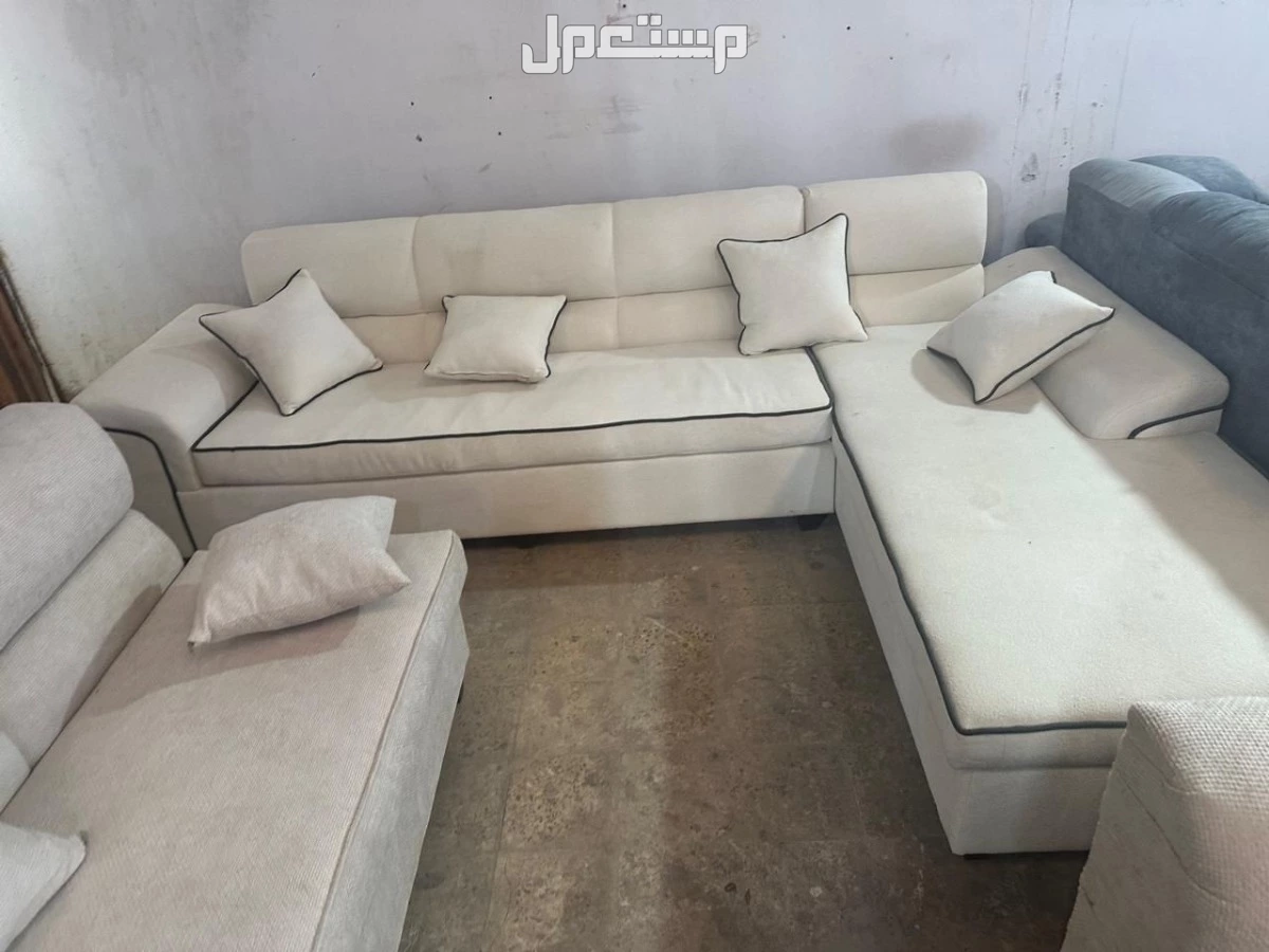 كنب جديد جاهز  في الرياض بسعر 1200 ريال سعودي