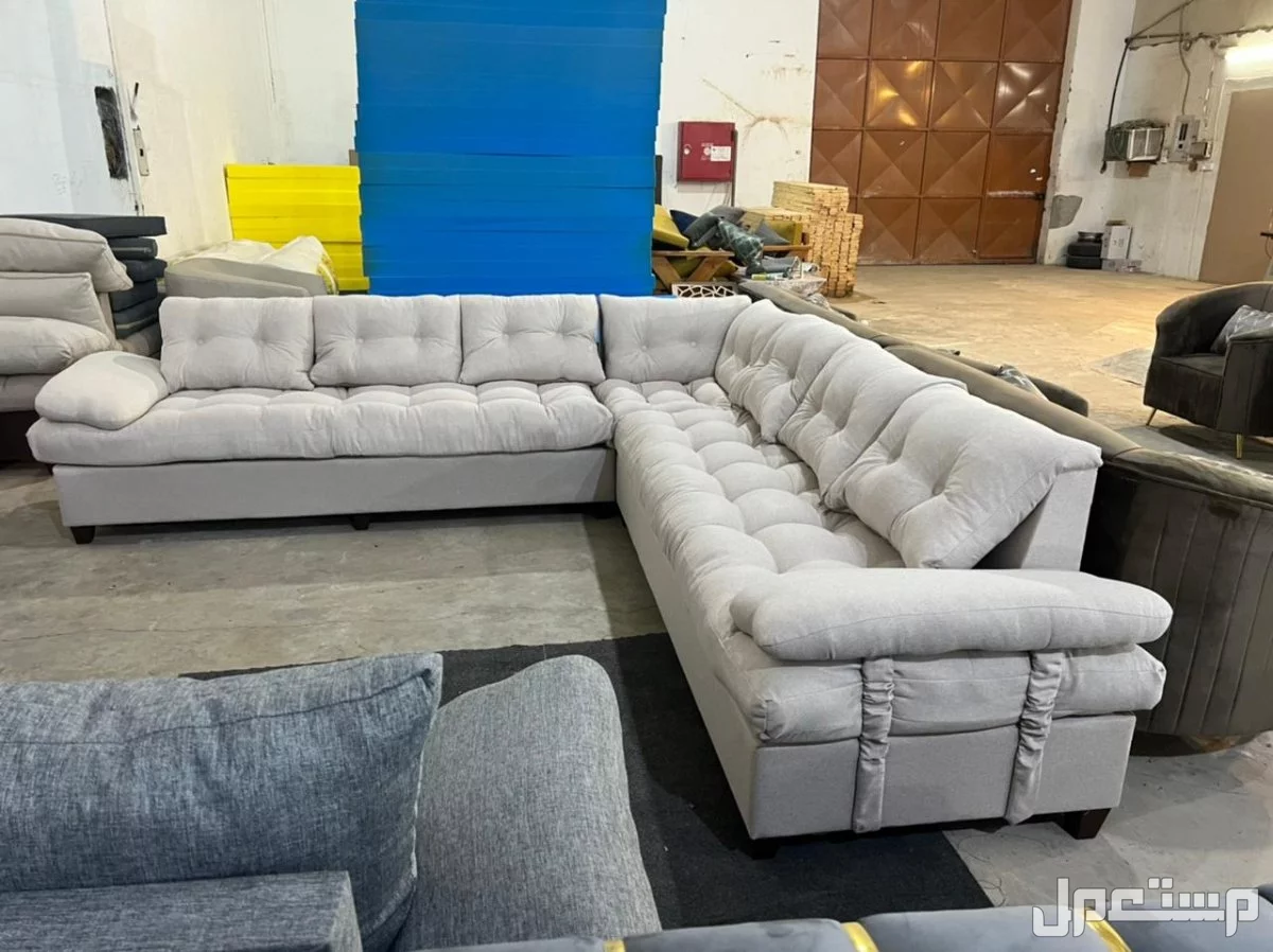 كنب جديد جاهز  في الرياض بسعر 1200 ريال سعودي