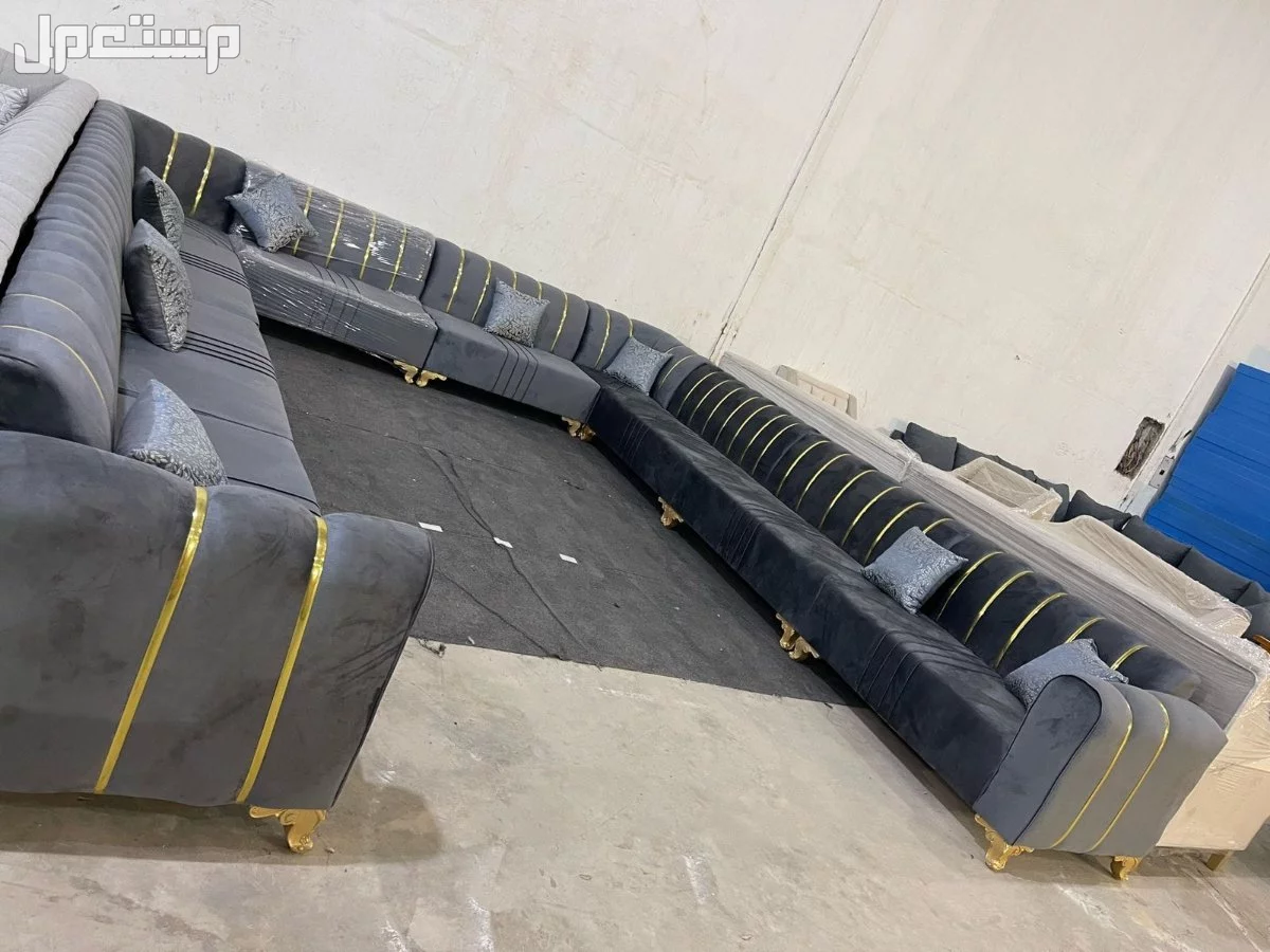 كنب جديد جاهز  في الرياض بسعر 1200 ريال سعودي