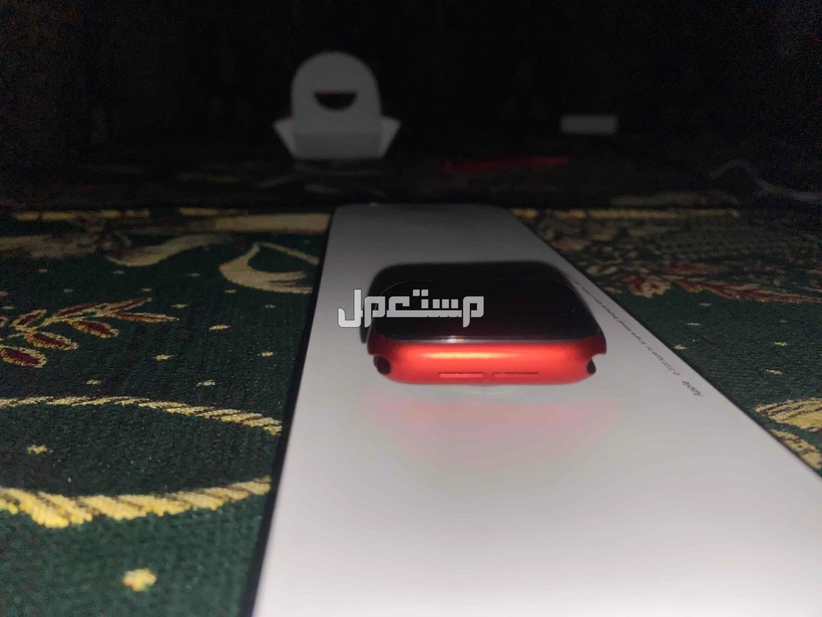 ساعة أبل الجيل السادس للبيع في تبوك وعرعر في تبوك بسعر 679 ريال سعودي