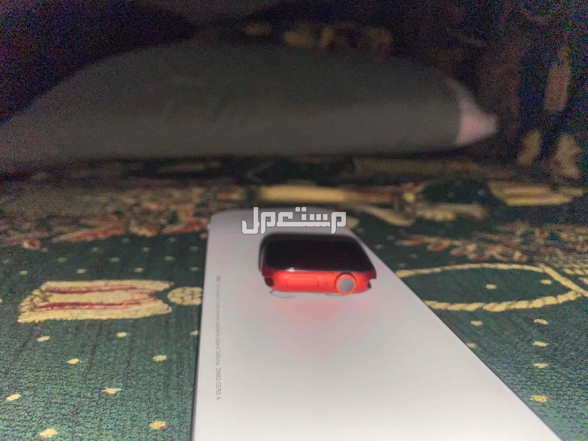 ساعة أبل الجيل السادس للبيع في تبوك وعرعر في تبوك بسعر 679 ريال سعودي