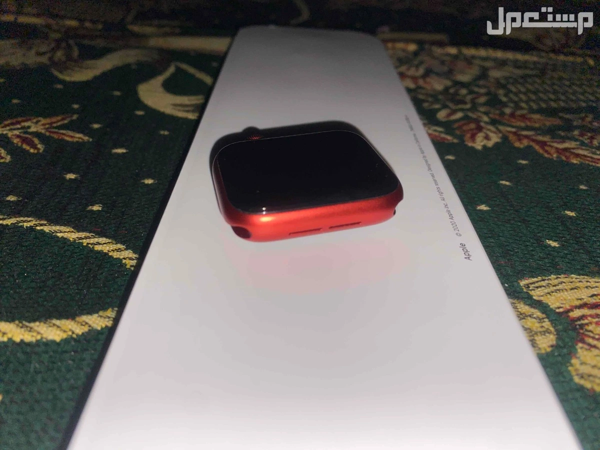 ساعة أبل الجيل السادس للبيع في تبوك وعرعر في تبوك بسعر 679 ريال سعودي