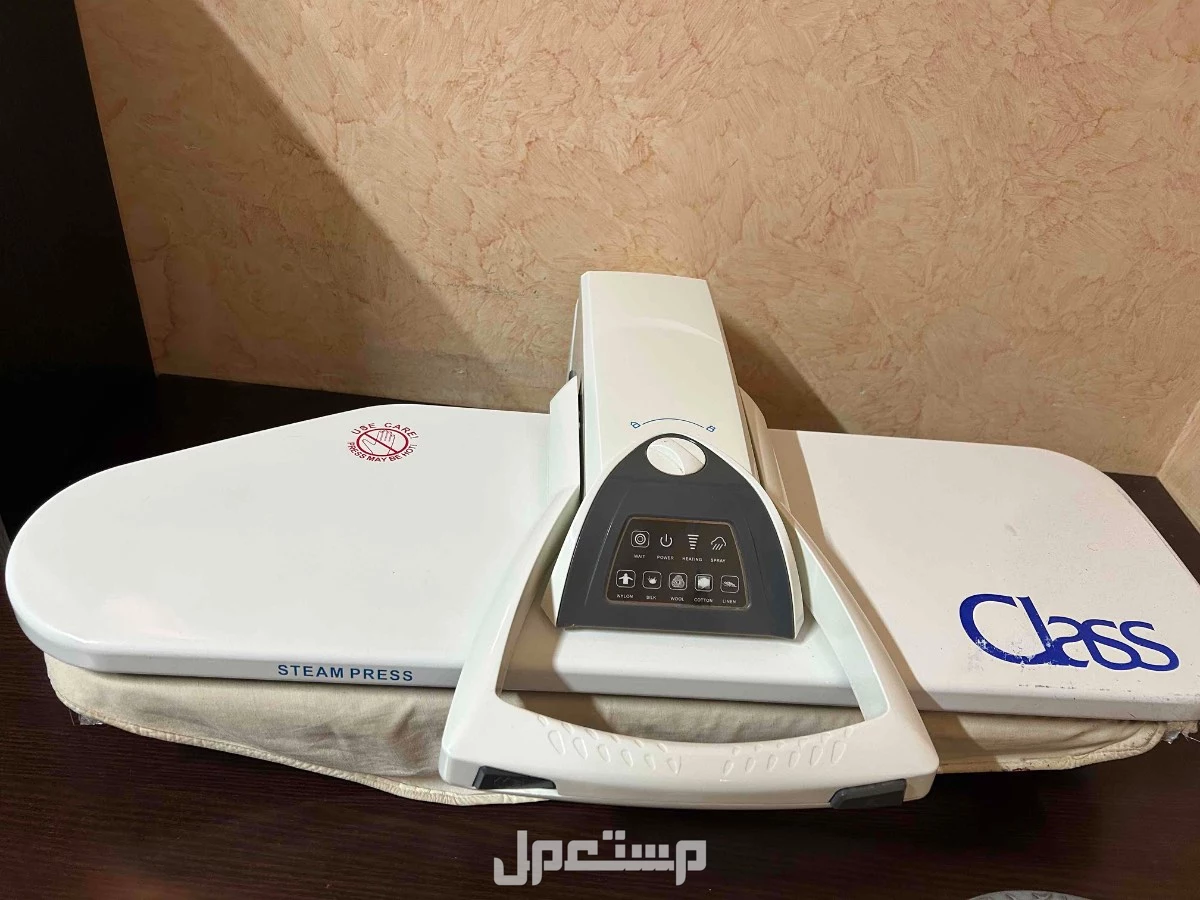 البيع مكيف شباك وكواية ملابس في الرياض بسعر 500 ريال سعودي