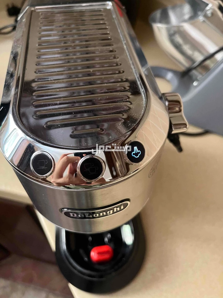 ماكينة قهوة delonghi ممتازة جداً