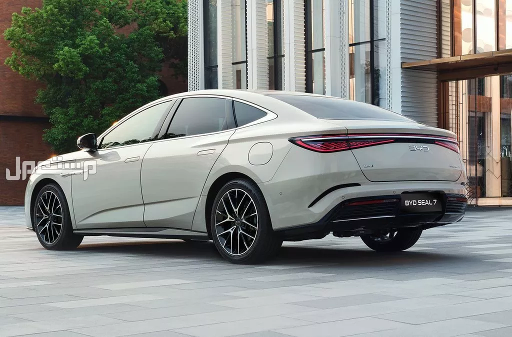 وش رايك بسيارات BYD في السعودية؟.. كل ما تحتاج معرفته قبل الشراء BYD سيل 7 2025