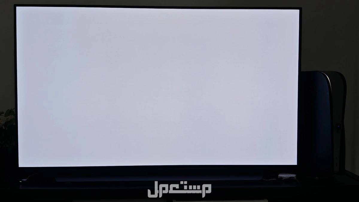 شاشة LG C1 حجم 48 انش  في الدمام بسعر 2400 ريال سعودي
