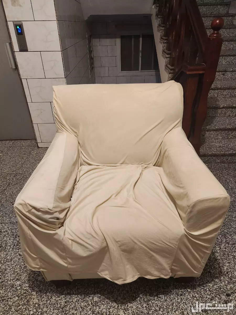 طقم كنب أمريكي (المطلق) نظيف للبيع