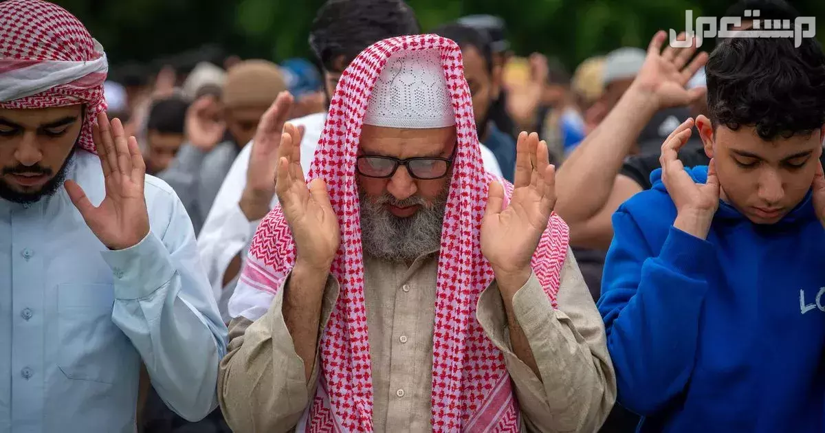 تهنئة عيد الأضحى 2025 للجيران والمعارف.. رسائل معايدة راقية ومميزة صلاة عيد الاضحى