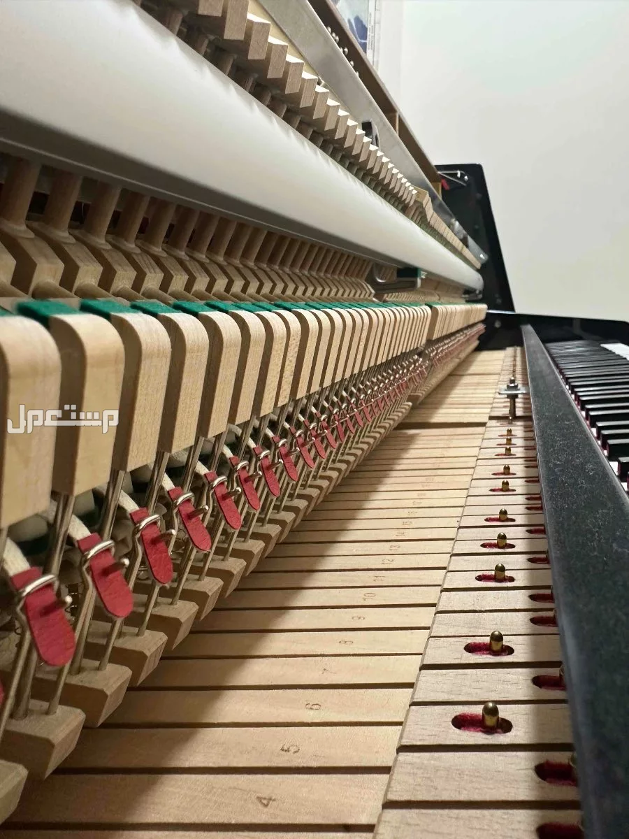 بيانو ياماها بيانو ju-109 مستعمل شي بسيط ونظيف جدًا